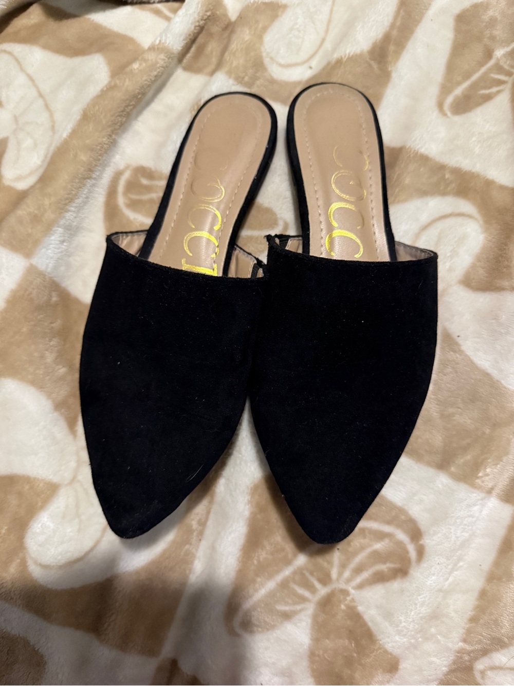 Lucy Black Pointed Slip-On Mules